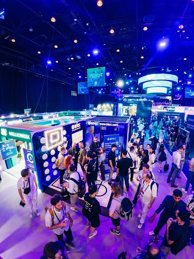 Баскетбольный стенд BTCC и любимец публики Накамон произвели фурор на TOKEN2049 в Дубае